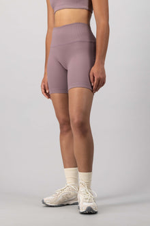 Glacier Short - Mauve